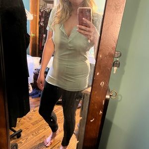 Mint green stretchy snap button top size large